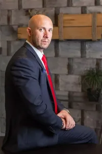 personal injury lawyer edward reyes