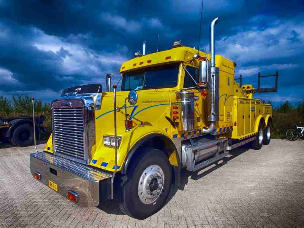 large truck lose speed