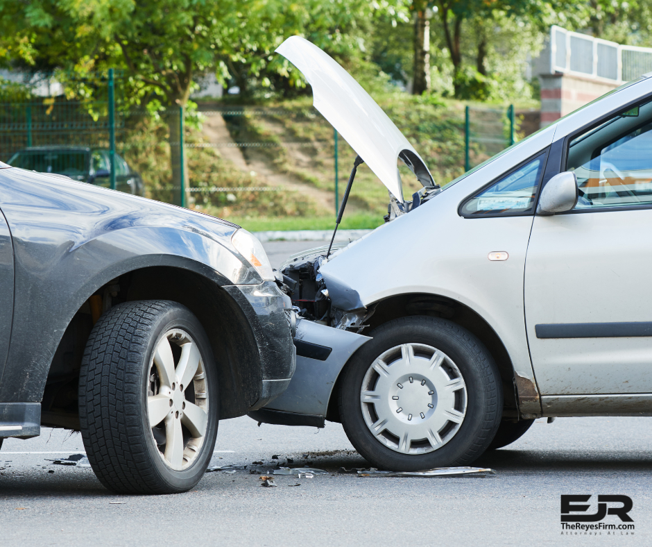 Head-on Collision Injuries - The Reyes Firm