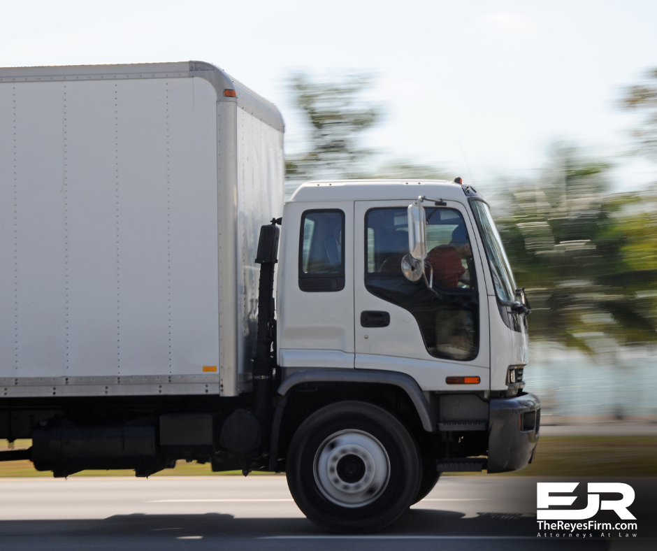 Truck black box data in Tampa – commercial truck driving on Florida highway used as evidence after a crash.