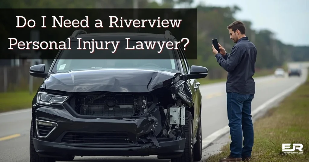 Damaged SUV on a roadside in Florida for a Riverview personal injury lawyer article.